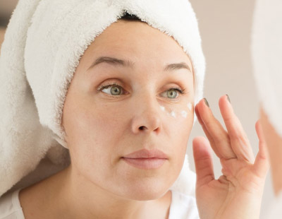 Apply Intensive Eye Repair Serum